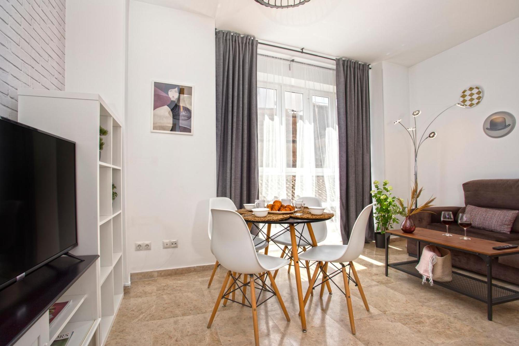 Precioso Apartamento En Pleno Centro By Rent Me Malaga Exterior photo